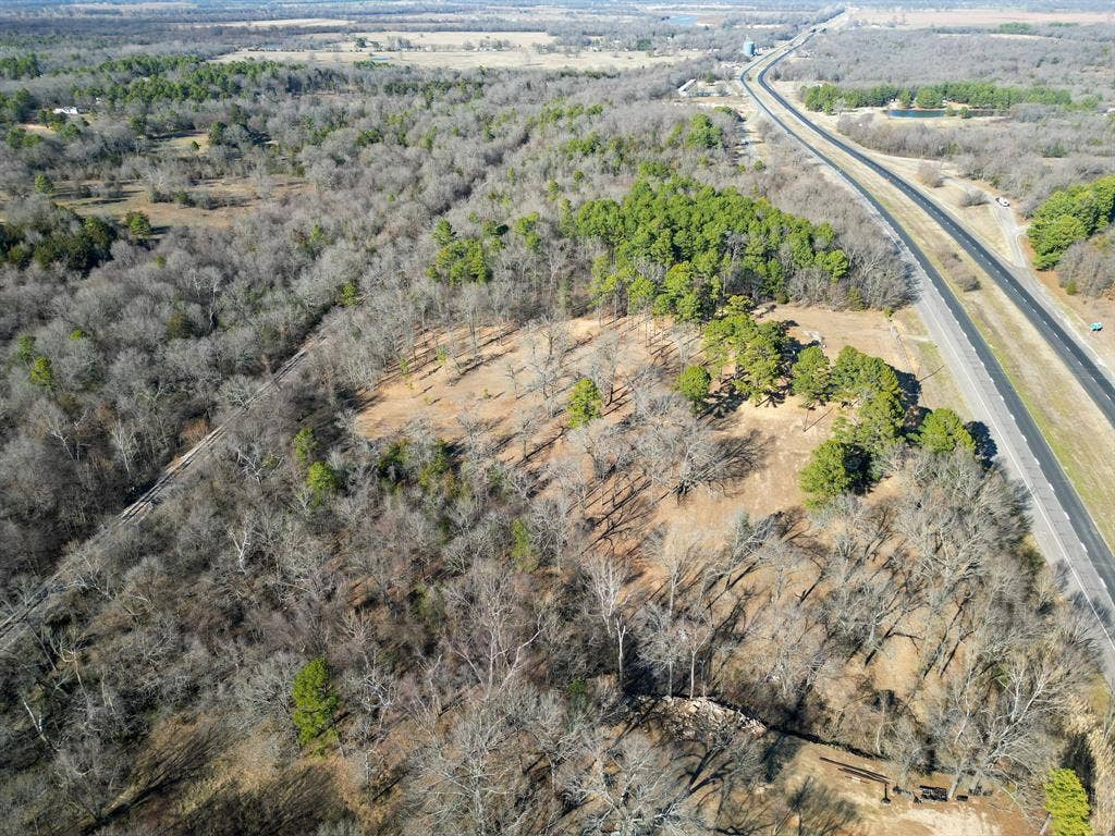 11577 N US Highway 271, Arthur City, TX 75411
