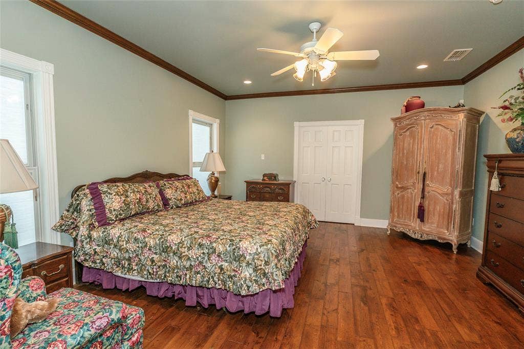 206 Poplar Street, Nocona, TX 76255
