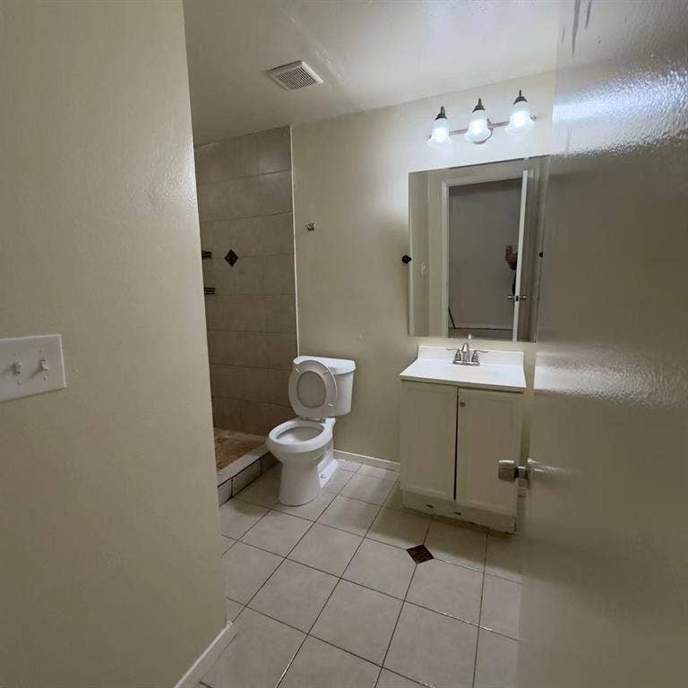 2913 Gardenia Drive, Garland, TX 75041 2913 Gardenia Drive, Garland, TX 75041