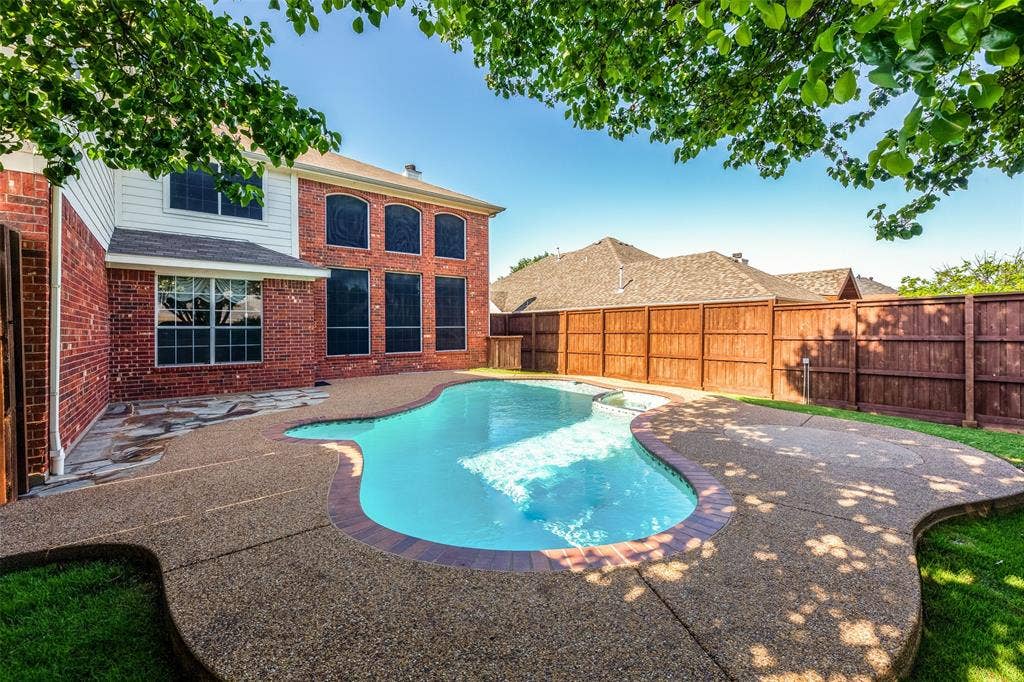 9673 Sean, Frisco, TX 75035