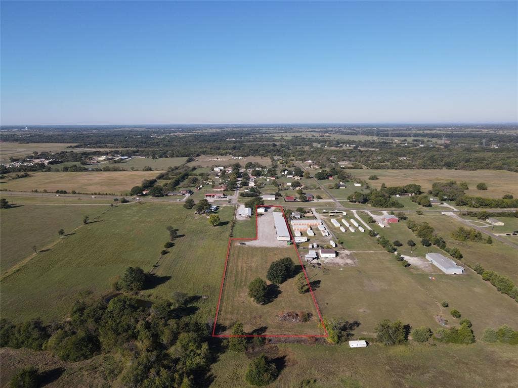 1050 Fm 273, Bonham, TX 75418