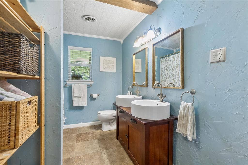 10622 MAPLERIDGE Drive, Dallas, TX 75238 10622 MAPLERIDGE Drive, Dallas, TX 75238