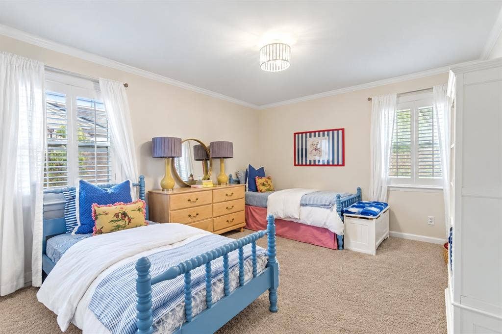 10622 MAPLERIDGE Drive, Dallas, TX 75238 10622 MAPLERIDGE Drive, Dallas, TX 75238