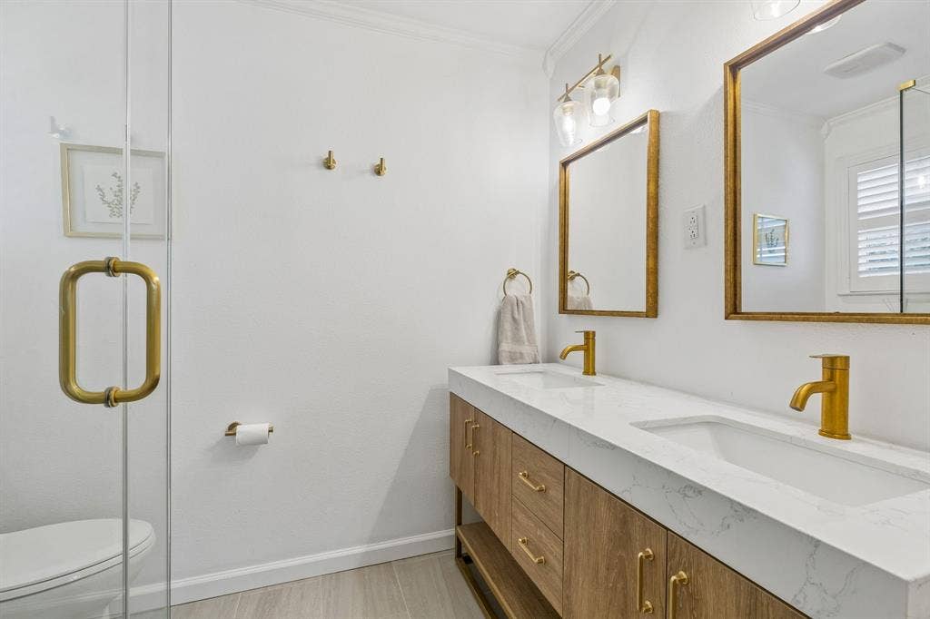 10622 MAPLERIDGE Drive, Dallas, TX 75238 10622 MAPLERIDGE Drive, Dallas, TX 75238