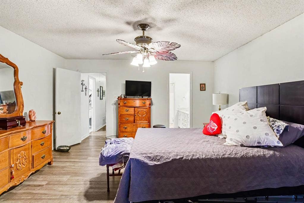 337 E Grubb Drive, Mesquite, TX 75149 337 E Grubb Drive, Mesquite, TX 75149