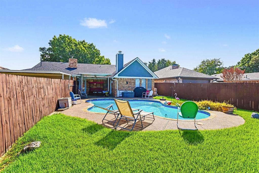 337 E Grubb Drive, Mesquite, TX 75149 337 E Grubb Drive, Mesquite, TX 75149