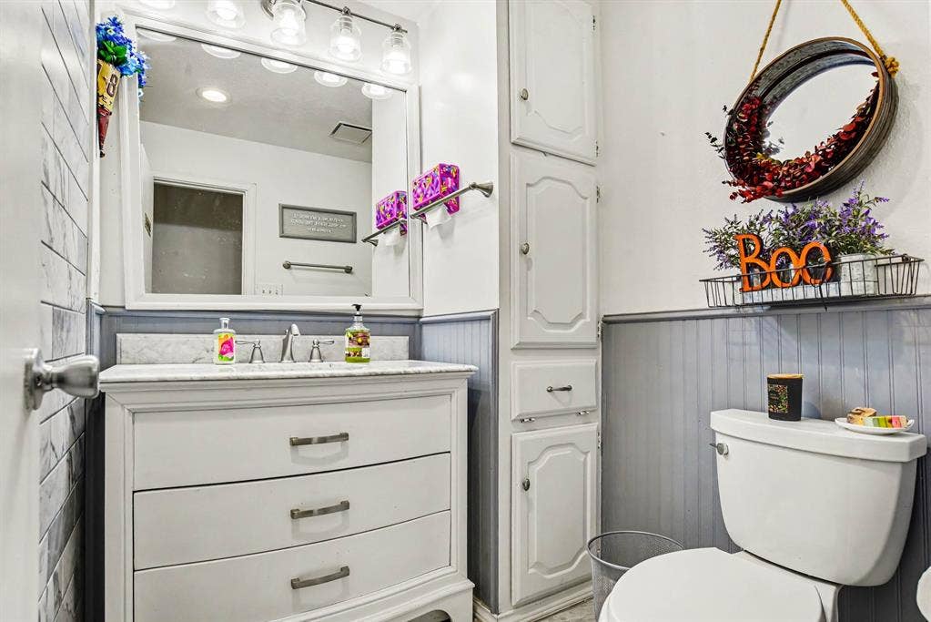 337 E Grubb Drive, Mesquite, TX 75149 337 E Grubb Drive, Mesquite, TX 75149