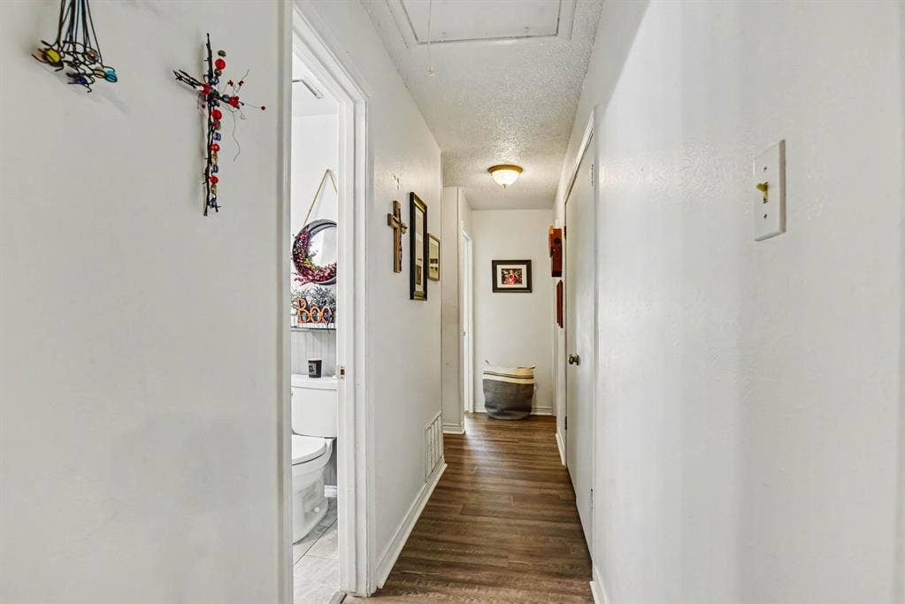 337 E Grubb Drive, Mesquite, TX 75149 337 E Grubb Drive, Mesquite, TX 75149