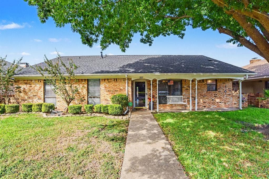 337 E Grubb Drive, Mesquite, TX 75149 337 E Grubb Drive, Mesquite, TX 75149