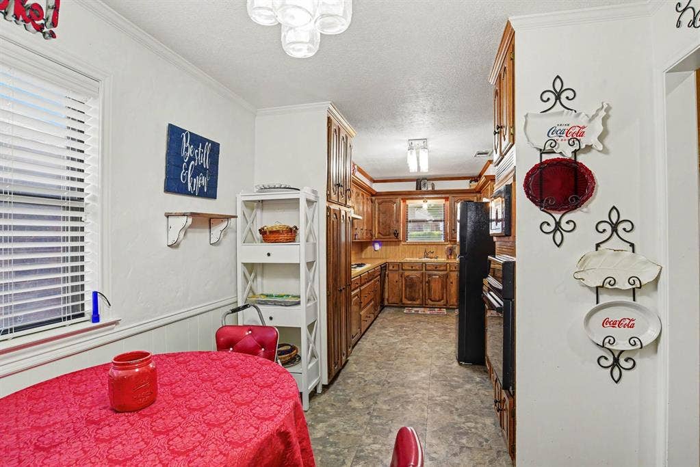 337 E Grubb Drive, Mesquite, TX 75149 337 E Grubb Drive, Mesquite, TX 75149