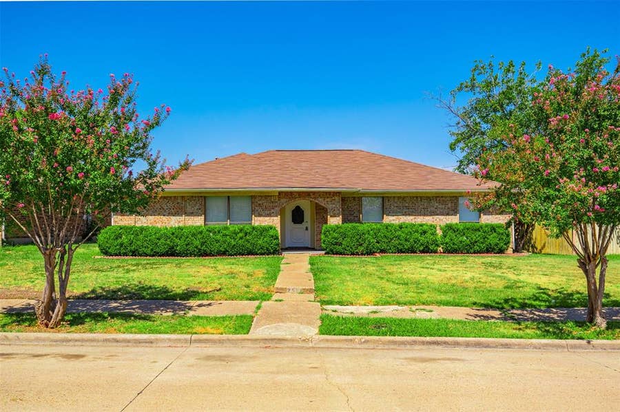 Property photo for 2517 Trenton Drive, Mesquite, TX