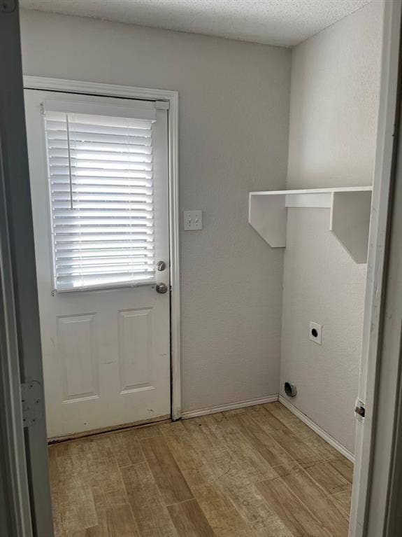 908 Crowder Drive, Crowley, TX 76036
