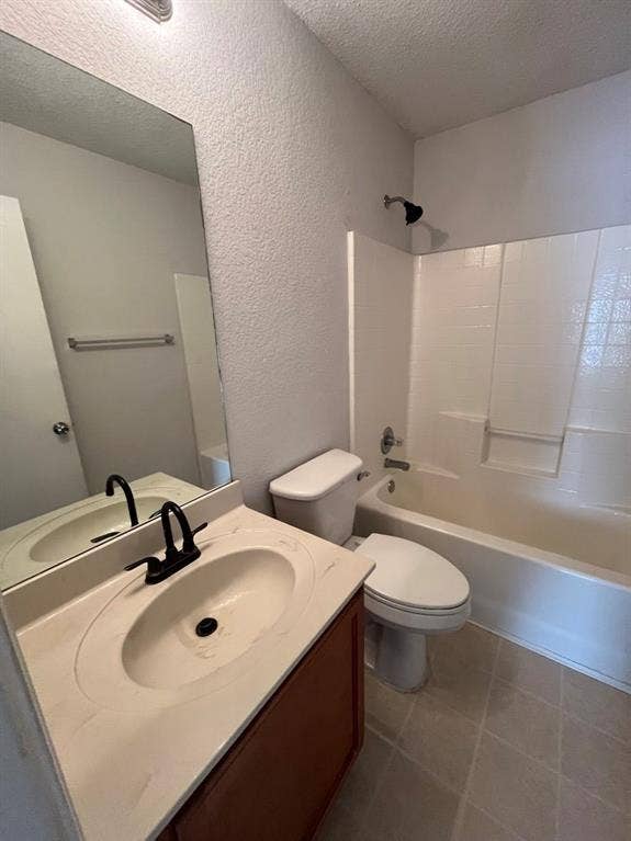 908 Crowder Drive, Crowley, TX 76036