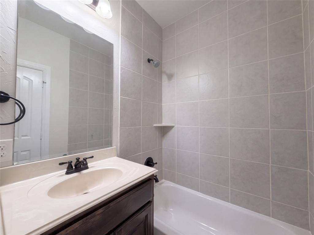 712 Basilica Lane, McKinney, TX 75071