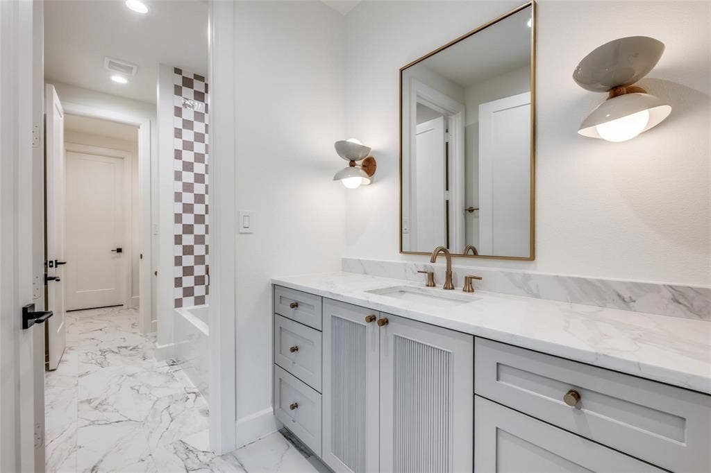 1618 Old Gate Lane, Dallas, TX 75218 1618 Old Gate Lane, Dallas, TX 75218