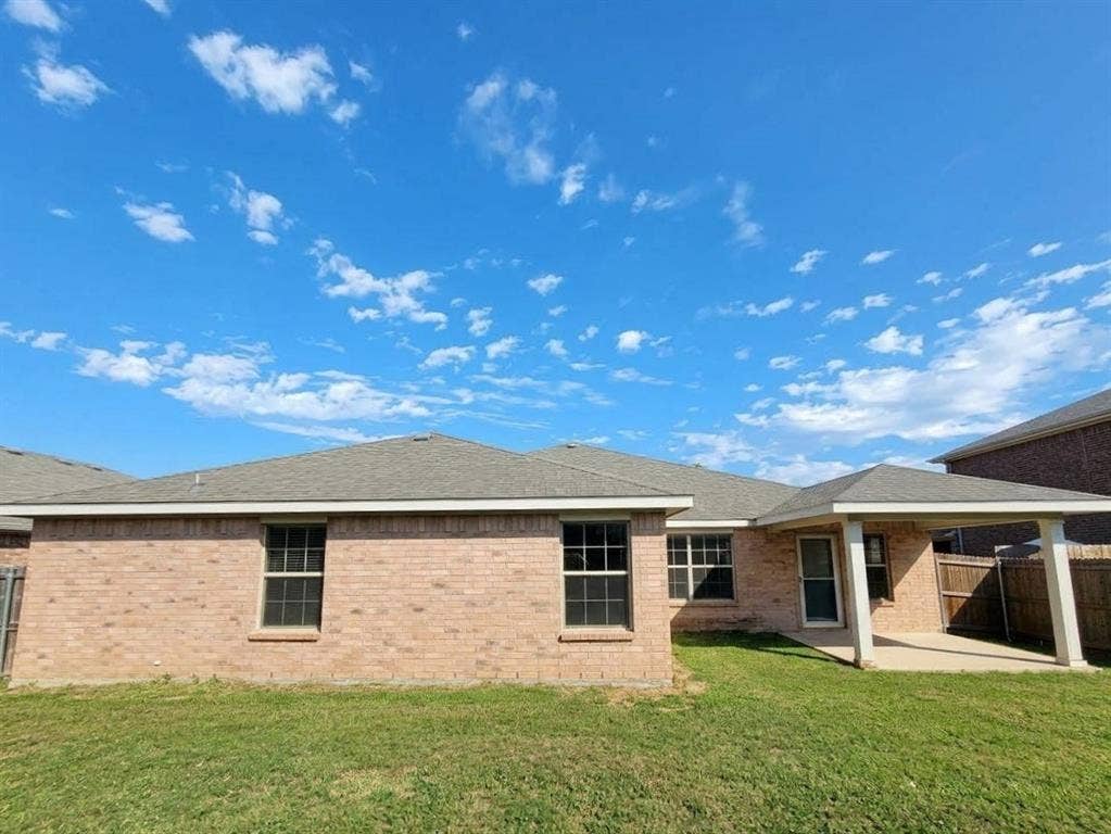 5349 Cameron Drive, Grand Prairie, TX 75052 5349 Cameron Drive, Grand Prairie, TX 75052