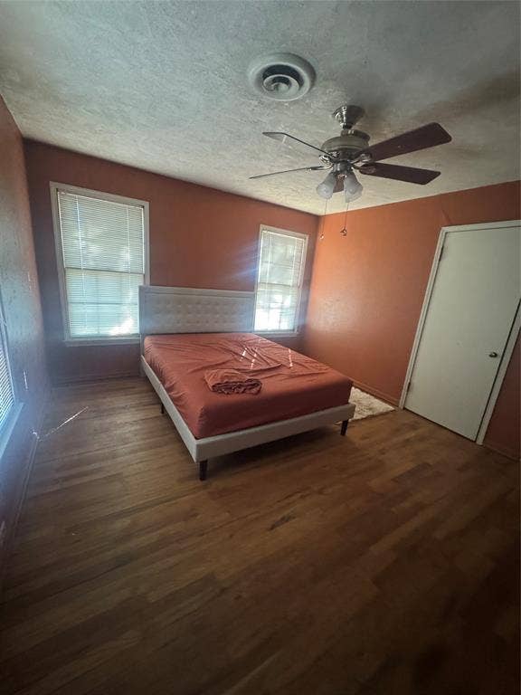 1593 Irvin Road Road, Quanah, TX 79252 1593 Irvin Road Road, Quanah, TX 79252