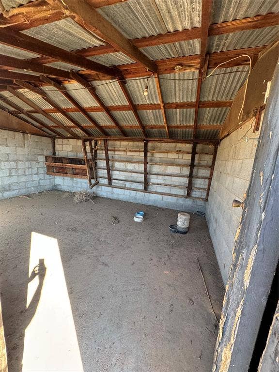 1593 Irvin Road Road, Quanah, TX 79252 1593 Irvin Road Road, Quanah, TX 79252