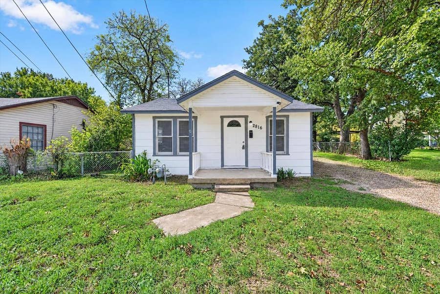 Property photo for 2816 Putnam Street, Fort Worth, TX