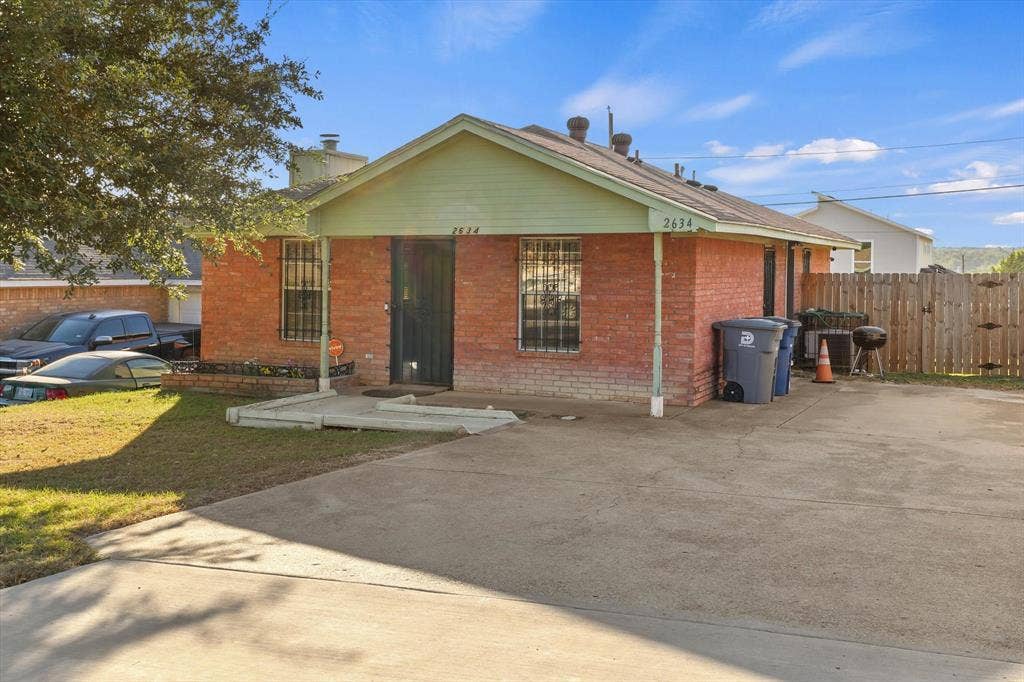 2634 Gooch Street, Dallas, TX 75241 2634 Gooch Street, Dallas, TX 75241