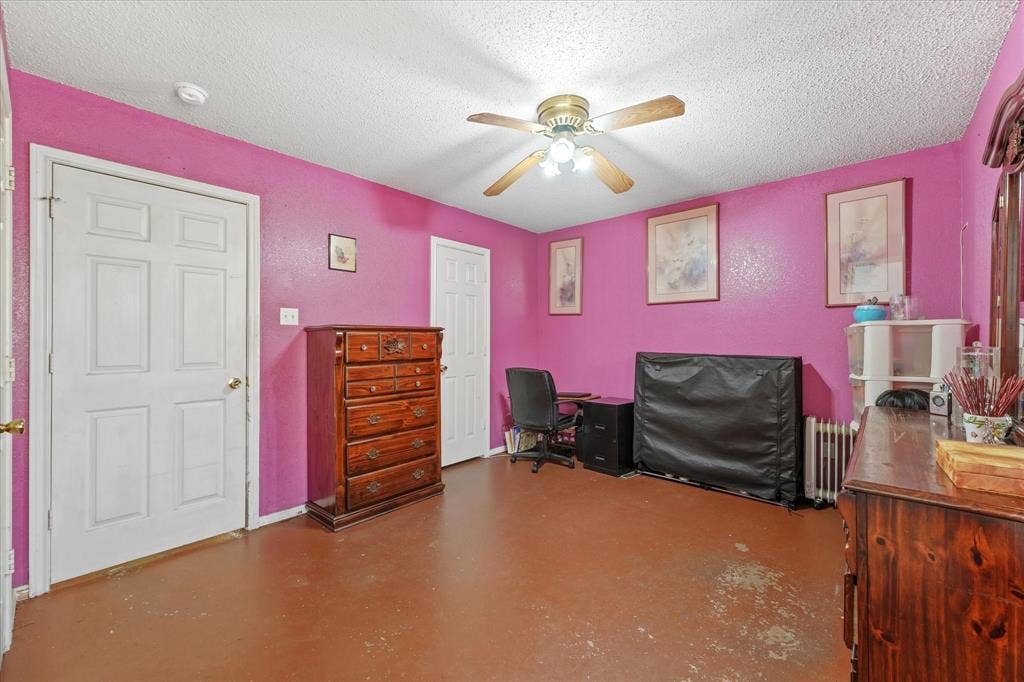 2634 Gooch Street, Dallas, TX 75241 2634 Gooch Street, Dallas, TX 75241