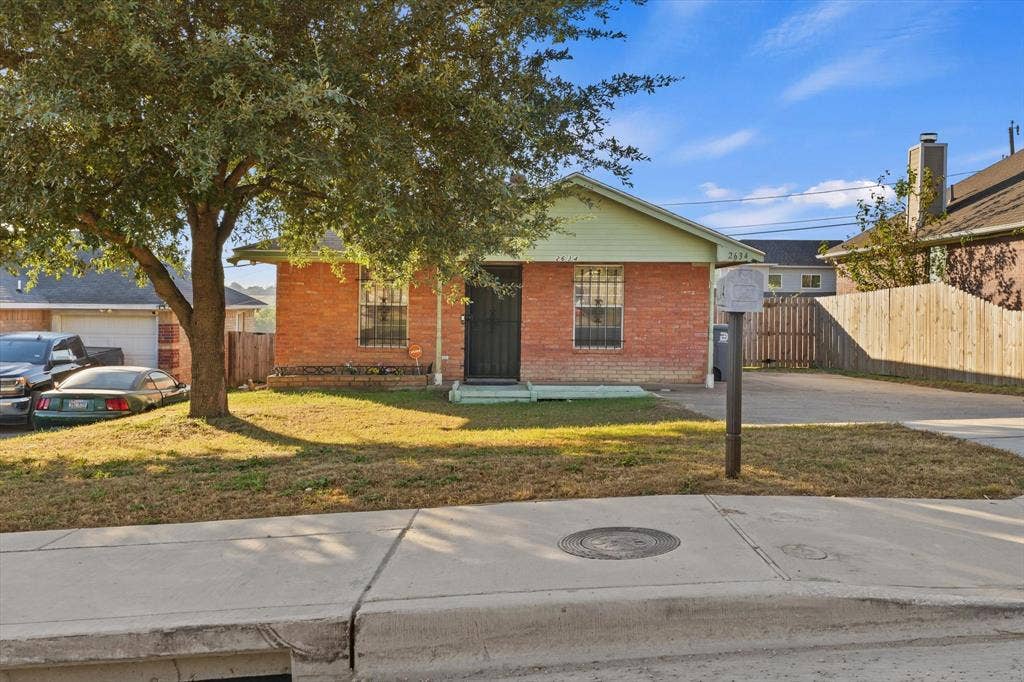 2634 Gooch Street, Dallas, TX 75241 2634 Gooch Street, Dallas, TX 75241