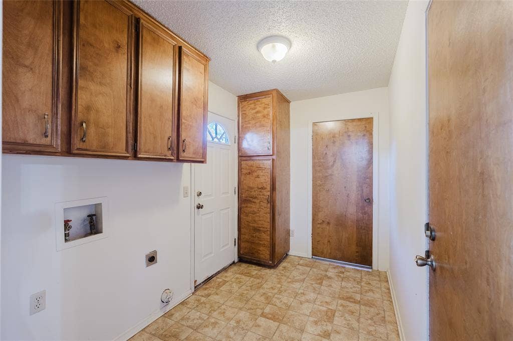 409 Crestwood Drive, Eastland, TX 76448