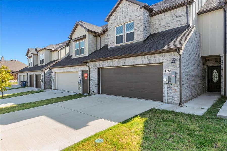 Property photo for 1022 Debby Court, Wylie, TX