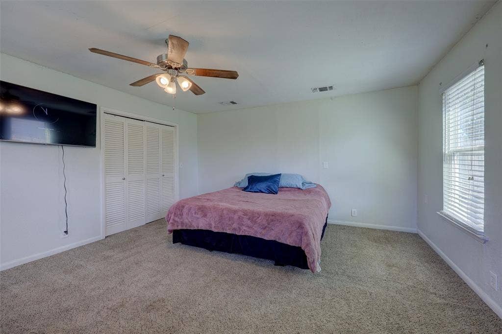 901 Elizabeth Boulevard, Granbury, TX 76048 901 Elizabeth Boulevard, Granbury, TX 76048