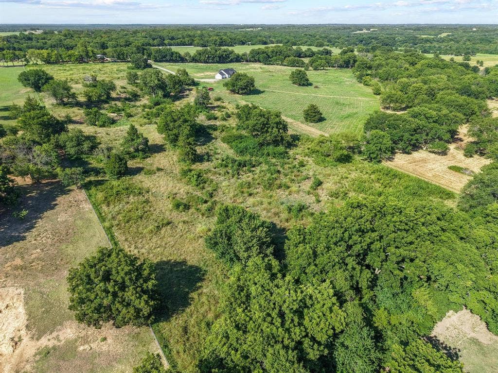 4 Smith Oak Road, Sherman, TX 75090