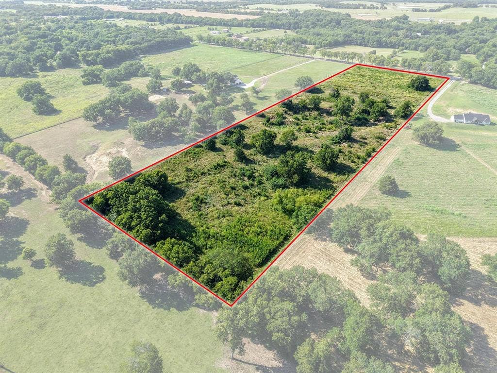 4 Smith Oak Road, Sherman, TX 75090