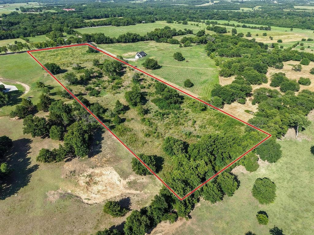4 Smith Oak Road, Sherman, TX 75090