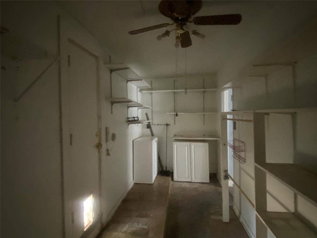 2721 Ridgewood Street, Irving, TX 75062