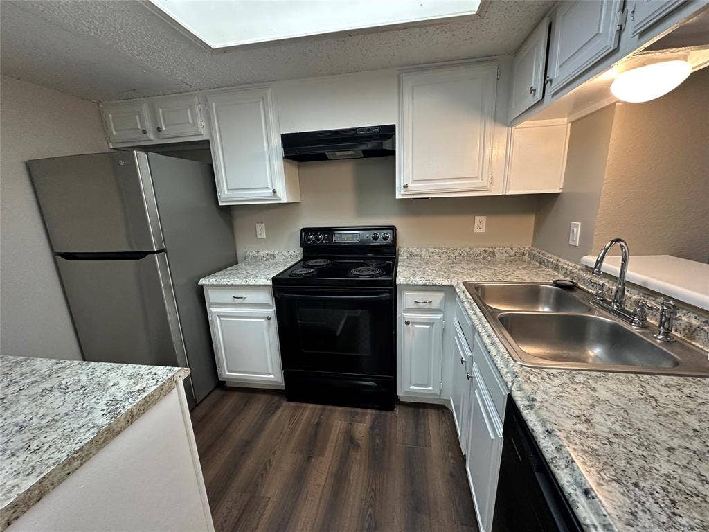 2119 Park Willow Lane, #B, Arlington, TX 76011