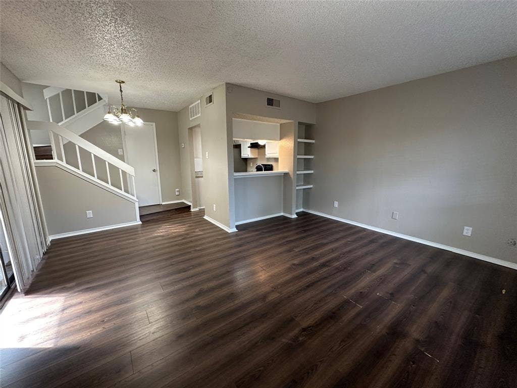 2119 Park Willow Lane, #B, Arlington, TX 76011