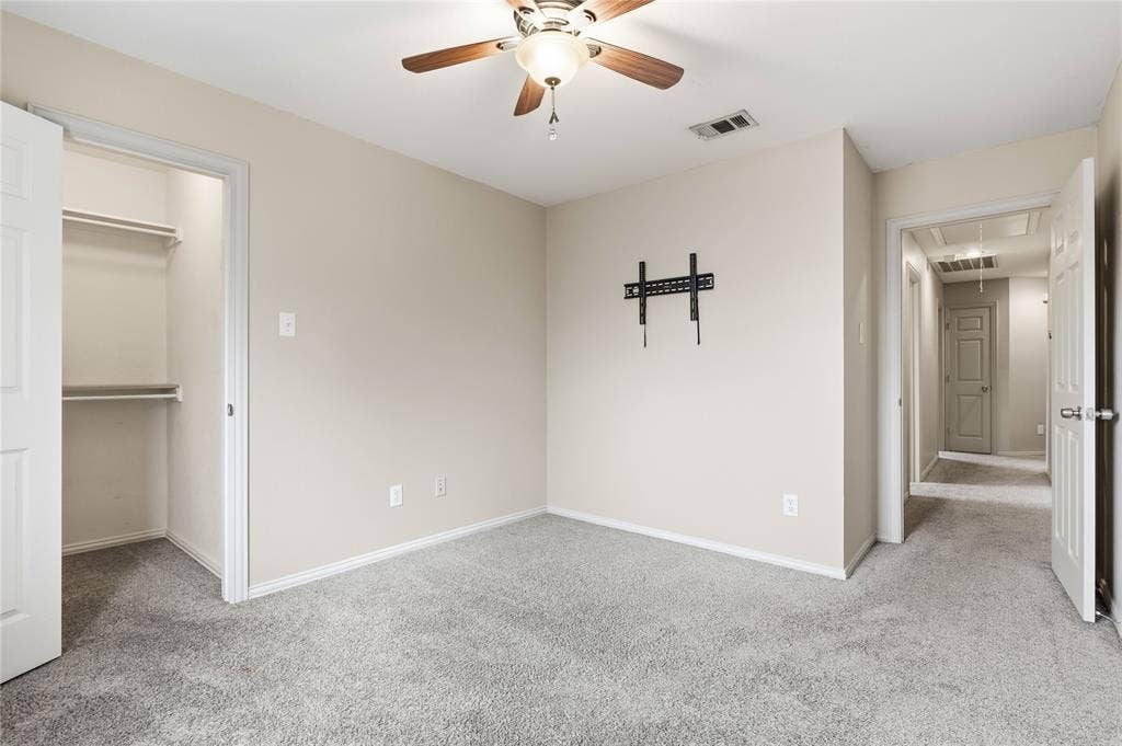 5914 Ambassador Lane, Rowlett, TX 75089