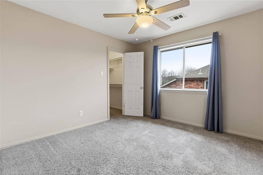5914 Ambassador Lane, Rowlett, TX 75089