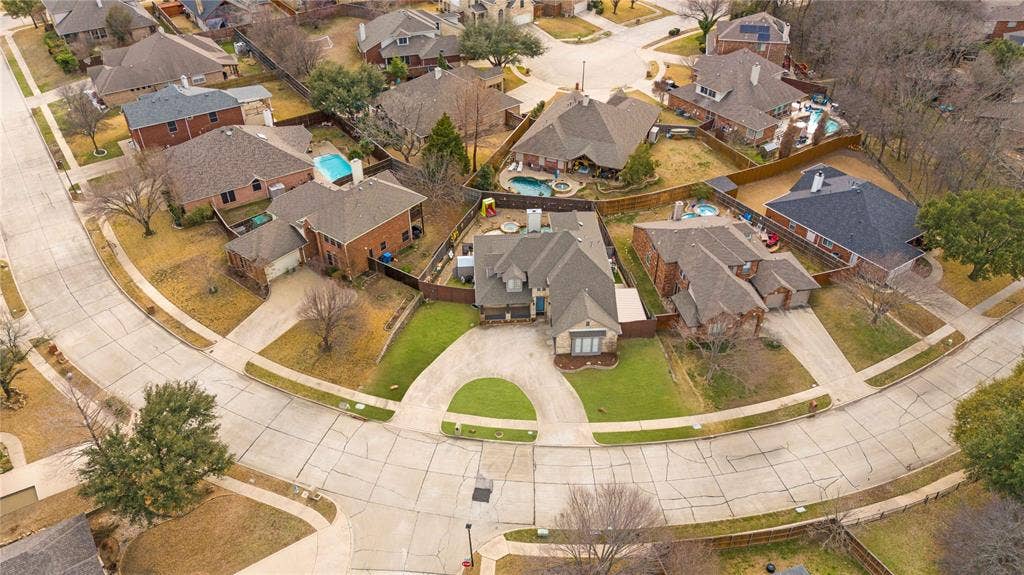 5914 Ambassador Lane, Rowlett, TX 75089