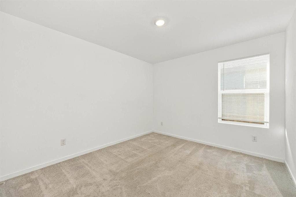 213 Poplar Place, Wilmer, TX 75172