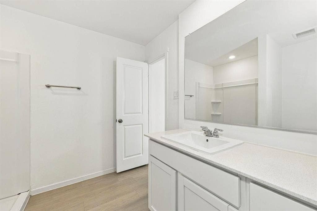 213 Poplar Place, Wilmer, TX 75172