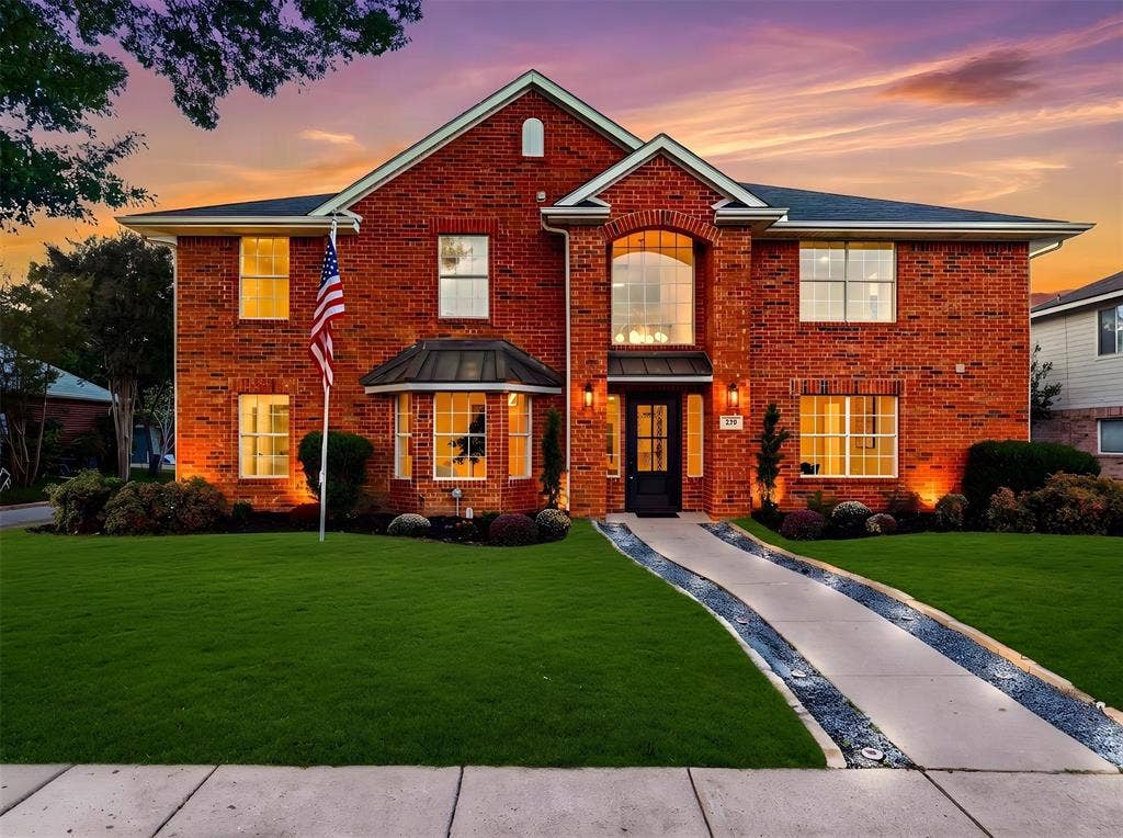 723 Hollow Ridge Drive, Allen, TX 75002