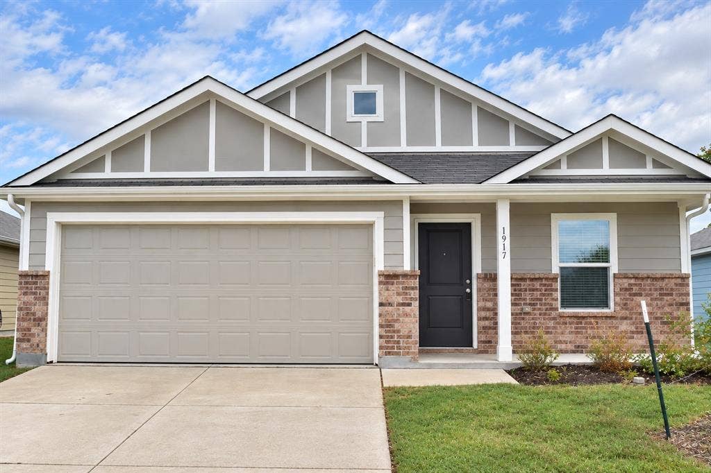 1917 Ashland Street, McKinney, TX 75071 1917 Ashland Street, McKinney, TX 75071