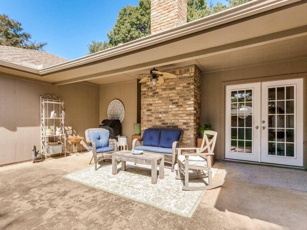2712 Mollimar Drive, Plano, TX 75075 2712 Mollimar Drive, Plano, TX 75075