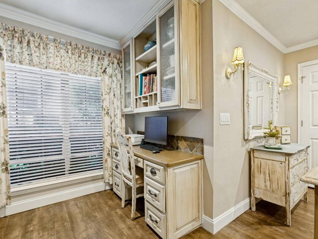 2712 Mollimar Drive, Plano, TX 75075 2712 Mollimar Drive, Plano, TX 75075