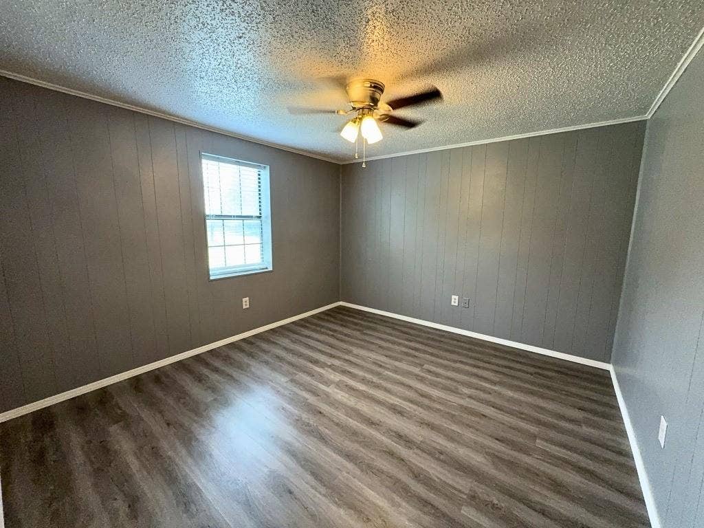 1601 Voirin Road, Irving, TX 75061 1601 Voirin Road, Irving, TX 75061