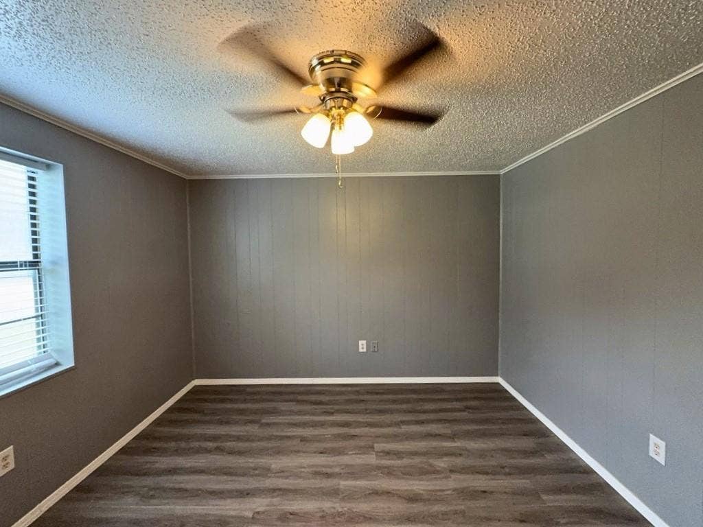 1601 Voirin Road, Irving, TX 75061 1601 Voirin Road, Irving, TX 75061