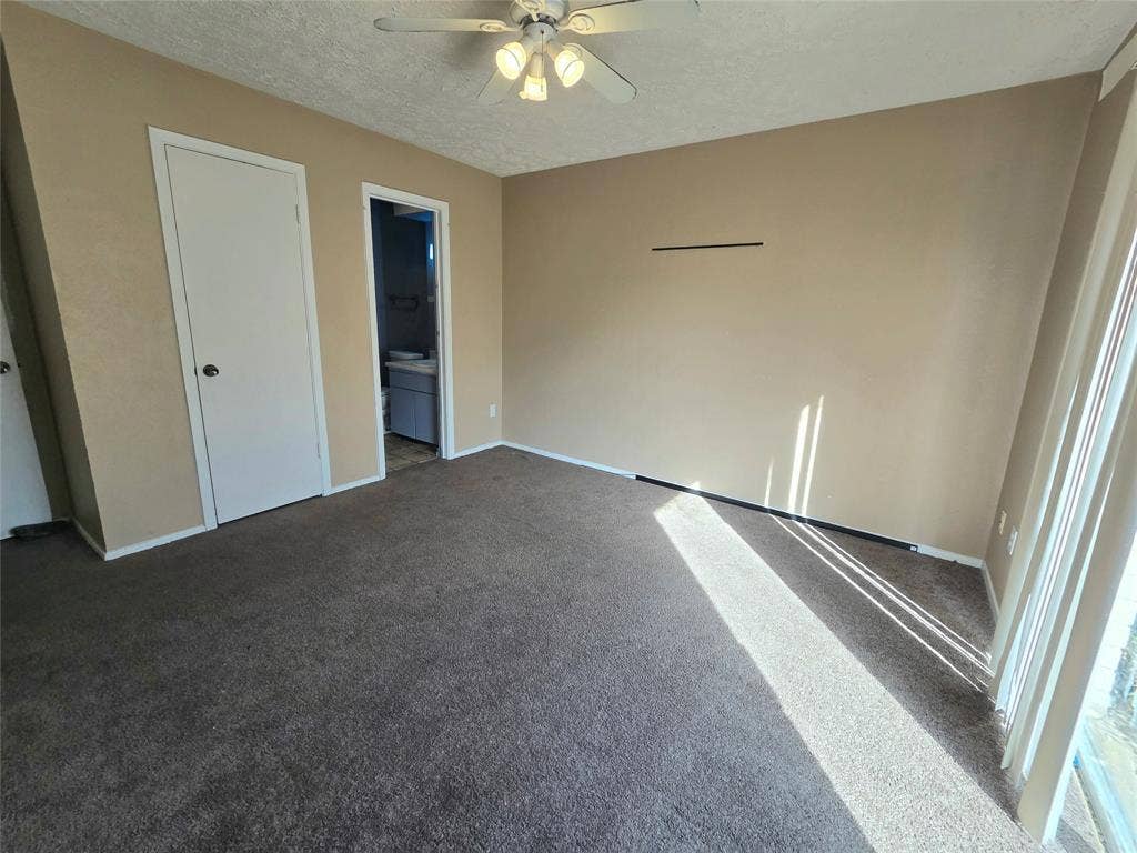 99 W Mountain Creek Drive, Grand Prairie, TX 75052
