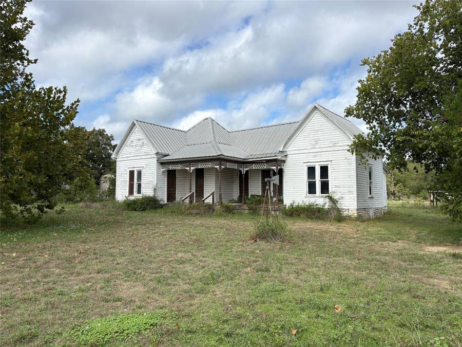 Property photo for 104 A E North Street, Hico, TX
