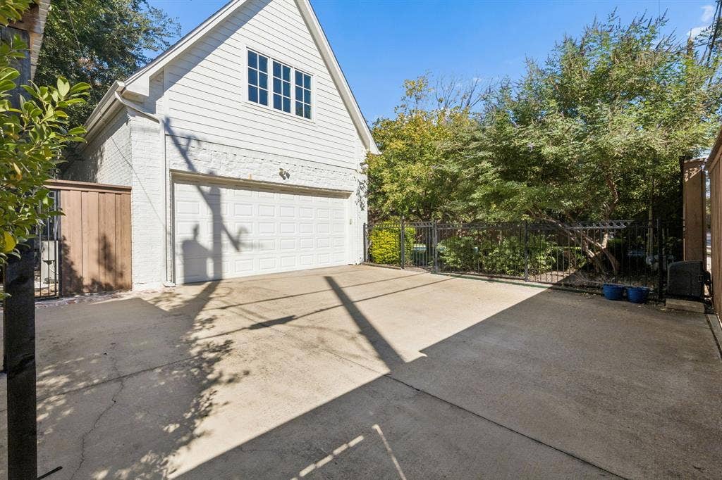 6416 Orchid Lane, Dallas, TX 75230
