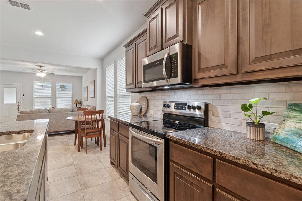 171 Colter Drive, Waxahachie, TX 75167 171 Colter Drive, Waxahachie, TX 75167